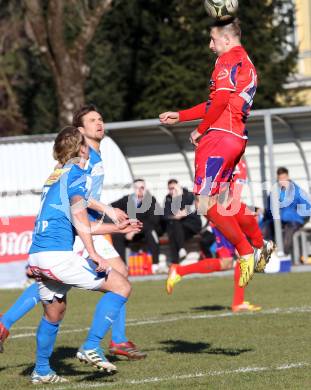 Fussball. Regionalliga Mitte. VSV gegen SAK. Isopp Johannes, Kirisits Michael  (VSV), Biscan Darijo (SAK). Villach, 16.3.2013.
Foto: Kuess
---
pressefotos, pressefotografie, kuess, qs, qspictures, sport, bild, bilder, bilddatenbank