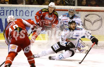 EBEL. Eishockey Bundesliga. EC KAC gegen EHC Liwest Black Wings Linz. Tyler Scofield (KAC), David Leneveu, Philipp Lukas  (Linz). Klagenfurt, am 19.3.2013.
Foto: Kuess 


---
pressefotos, pressefotografie, kuess, qs, qspictures, sport, bild, bilder, bilddatenbank