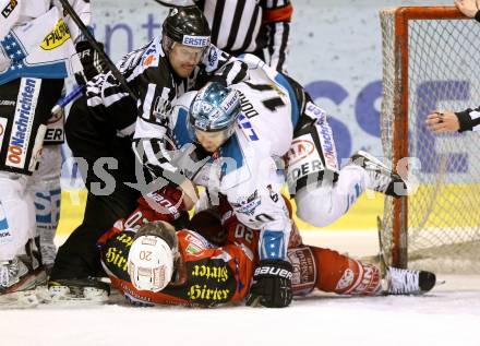 EBEL. Eishockey Bundesliga. EC KAC gegen EHC Liwest Black Wings Linz.  John Lammers, (KAC), Marc Andre Dorion  (Linz). Klagenfurt, am 19.3.2013.
Foto: Kuess 


---
pressefotos, pressefotografie, kuess, qs, qspictures, sport, bild, bilder, bilddatenbank