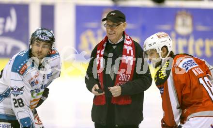 EBEL. Eishockey Bundesliga. EC KAC gegen EHC Liwest Black Wings Linz.  Thomas Koch,  (KAC), Mike Ouellette (Linz). Klagenfurt, am 19.3.2013.
Foto: Kuess 


---
pressefotos, pressefotografie, kuess, qs, qspictures, sport, bild, bilder, bilddatenbank