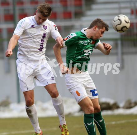 Fussball Regionalliga. SK Austria Klagenfurt gegen SV Wallern. Michael Tschemernjak (Austria Klagenfurt), Dominic Schierhuber (Wallern). Klagenfurt, 23.3.2013.
Foto: Kuess
---
pressefotos, pressefotografie, kuess, qs, qspictures, sport, bild, bilder, bilddatenbank