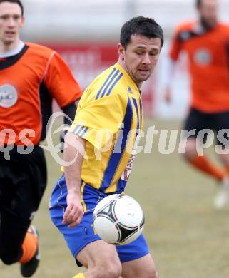 Fussball Unterliga Ost. Liebenfels gegen SPG SV Magdalensberg/Eberndorfer AC. Auron Miloti (Liebenfels). Liebenfels, 24.3.2013.
Foto: Kuess
---
pressefotos, pressefotografie, kuess, qs, qspictures, sport, bild, bilder, bilddatenbank