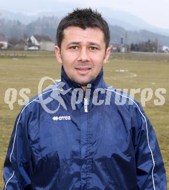 Fussball Unterliga Ost. Spielertrainer Auron Miloti (Liebenfels). Liebenfels, am 24.3.2013.
Foto: Kuess
---
pressefotos, pressefotografie, kuess, qs, qspictures, sport, bild, bilder, bilddatenbank