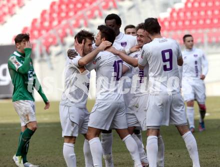 Fussball Regionalliga. SK Austria Klagenfurt gegen SV Wallern. Torjubel Grega Triplat. Klagenfurt, 23.3.2013.
Foto: Kuess
---
pressefotos, pressefotografie, kuess, qs, qspictures, sport, bild, bilder, bilddatenbank