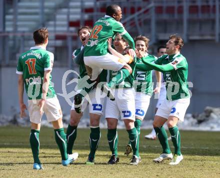 Fussball Regionalliga. SK Austria Klagenfurt gegen SV Wallern. Torjubel Wallern. Klagenfurt, 23.3.2013.
Foto: Kuess
---
pressefotos, pressefotografie, kuess, qs, qspictures, sport, bild, bilder, bilddatenbank