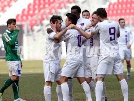 Fussball Regionalliga. SK Austria Klagenfurt gegen SV Wallern. Torjubel Grega Triplat. Klagenfurt, 23.3.2013.
Foto: Kuess
---
pressefotos, pressefotografie, kuess, qs, qspictures, sport, bild, bilder, bilddatenbank