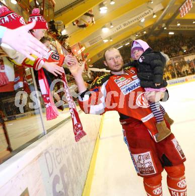 EBEL. Eishockey Bundesliga. EC KAC gegen EHC Liwest Black Wings Linz.  Mike Siklenka (KAC). Klagenfurt, am 24.3.2013.
Foto: Kuess 


---
pressefotos, pressefotografie, kuess, qs, qspictures, sport, bild, bilder, bilddatenbank