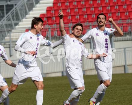 Fussball Regionalliga. SK Austria Klagenfurt gegen SV Wallern. Torjubel Marco Leininger, Grega Triplat, Rexhe Bytyci (Austria Klagenfurt). Klagenfurt, 23.3.2013.
Foto: Kuess
---
pressefotos, pressefotografie, kuess, qs, qspictures, sport, bild, bilder, bilddatenbank