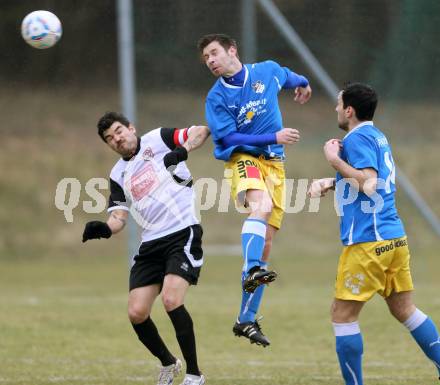 Fussball Kaerntner Liga. Maria Saal gegen Bleiburg. Araujo Da Silva Filho Aldamir, (Maria Saal),  Mario Petschnig (Bleiburg).
Maria Saal, 30.3.2013.
Foto: Kuess
---
pressefotos, pressefotografie, kuess, qs, qspictures, sport, bild, bilder, bilddatenbank