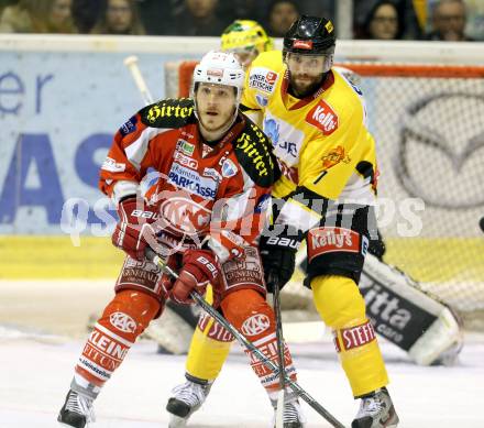 EBEL. Eishockey Bundesliga. EC KAC gegen PC Vienna Capitals.. Manuel Geier, (KAC), Adrian Veideman  (Caps). Klagenfurt, am 31.3.2013.
Foto: Kuess 


---
pressefotos, pressefotografie, kuess, qs, qspictures, sport, bild, bilder, bilddatenbank