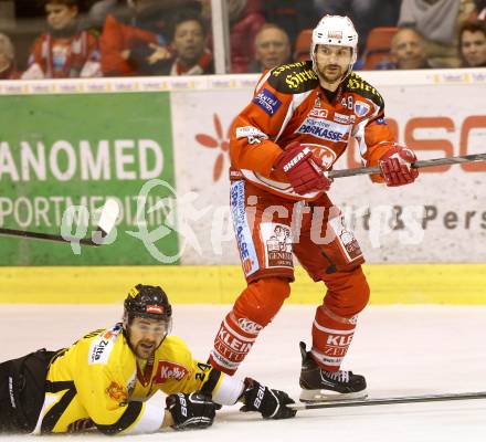 EBEL. Eishockey Bundesliga. EC KAC gegen PC Vienna Capitals.. Florian Iberer, (KAC), Jonathan Ferland  (Caps). Klagenfurt, am 31.3.2013.
Foto: Kuess 


---
pressefotos, pressefotografie, kuess, qs, qspictures, sport, bild, bilder, bilddatenbank