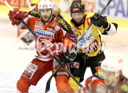 EBEL. Eishockey Bundesliga. EC KAC gegen PC Vienna Capitals.. Tyler Spurgeon,  (KAC), Tony Romano (Caps). Klagenfurt, am 31.3.2013.
Foto: Kuess 


---
pressefotos, pressefotografie, kuess, qs, qspictures, sport, bild, bilder, bilddatenbank