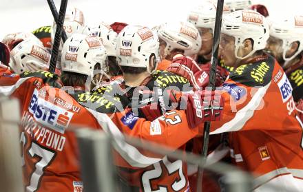 EBEL. Eishockey Bundesliga. EC KAC gegen PC Vienna Capitals..  Jubel (KAC). Klagenfurt, am 31.3.2013.
Foto: Kuess 


---
pressefotos, pressefotografie, kuess, qs, qspictures, sport, bild, bilder, bilddatenbank