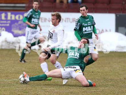 Fussball Regionalliga. Feldkirchen gegen St. Florian. Marco Huber (Feldkirchen), Gabriel Schneider (St. Florian). Feldkirchen, am 1.4.2013.
Foto: Kuess
---
pressefotos, pressefotografie, kuess, qs, qspictures, sport, bild, bilder, bilddatenbank