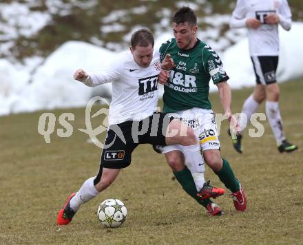 Fussball Regionalliga. Feldkirchen gegen St. Florian. Mathias Regal (Feldkirchen), Thomas Zemann (St. Florian). Feldkirchen, am 1.4.2013.
Foto: Kuess
---
pressefotos, pressefotografie, kuess, qs, qspictures, sport, bild, bilder, bilddatenbank