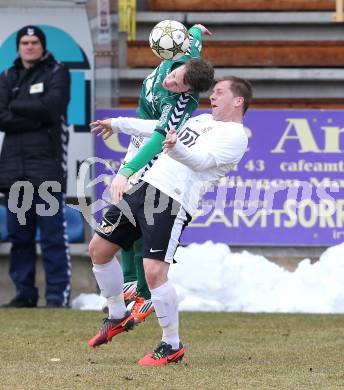 Fussball Regionalliga. Feldkirchen gegen St. Florian. Marco Huber (Feldkirchen), Thomas Zemann (St. Florian). Feldkirchen, am 1.4.2013.
Foto: Kuess
---
pressefotos, pressefotografie, kuess, qs, qspictures, sport, bild, bilder, bilddatenbank