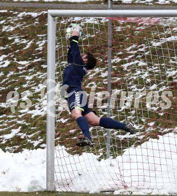 Fussball Regionalliga. Feldkirchen gegen St. Florian. Hans Joachim Thamer (Feldkirchen). Feldkirchen, am 1.4.2013.
Foto: Kuess
---
pressefotos, pressefotografie, kuess, qs, qspictures, sport, bild, bilder, bilddatenbank