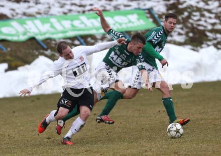 Fussball Regionalliga. Feldkirchen gegen St. Florian. Mathias Regal (Feldkirchen), Thomas Zemann (St. Florian). Feldkirchen, am 1.4.2013.
Foto: Kuess
---
pressefotos, pressefotografie, kuess, qs, qspictures, sport, bild, bilder, bilddatenbank