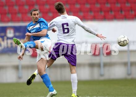 Fussball Regionalliga. SK Austria Klagenfurt gegen VSV. Marco Leininger, (Austria Klagenfurt), Marco Reich (VSV). Klagenfurt, 5.4.2013.
Foto: Kuess
---
pressefotos, pressefotografie, kuess, qs, qspictures, sport, bild, bilder, bilddatenbank