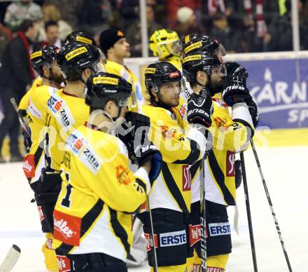 EBEL. Eishockey Bundesliga. EC KAC gegen PC Vienna Capitals.. Enttaeuschte Caps Spieler. Klagenfurt, am 4.5.2013.
Foto: Kuess 


---
pressefotos, pressefotografie, kuess, qs, qspictures, sport, bild, bilder, bilddatenbank