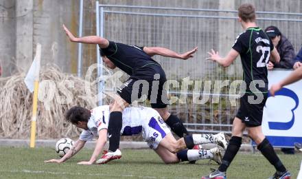 Fussball Regionalliga. SAK gegen Pasching. Martin Lenosek (SAK), Diaz Casanova Montenegro Ignacio (Pasching). Klagenfurt, am 6.4.2013.
Foto: Kuess
---
pressefotos, pressefotografie, kuess, qs, qspictures, sport, bild, bilder, bilddatenbank