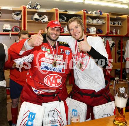 EBEL. Eishockey Bundesliga. EC KAC gegen PC Vienna Capitals.. Meisterjubel Andy Chiodo, Rene Swette (Meister KAC). Klagenfurt, am 4.5.2013.
Foto: Kuess 


---
pressefotos, pressefotografie, kuess, qs, qspictures, sport, bild, bilder, bilddatenbank