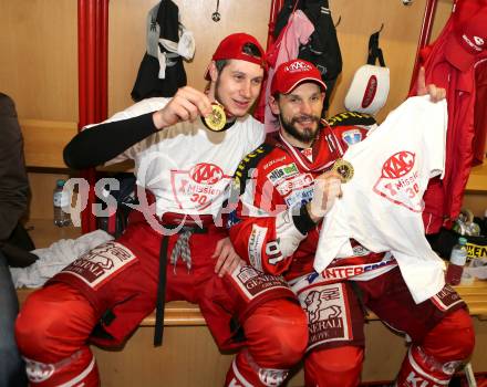 EBEL. Eishockey Bundesliga. EC KAC gegen PC Vienna Capitals.. Meisterjubel Nikolaus Holzer, Thomas Koch (Meister KAC). Klagenfurt, am 4.5.2013.
Foto: Kuess 


---
pressefotos, pressefotografie, kuess, qs, qspictures, sport, bild, bilder, bilddatenbank