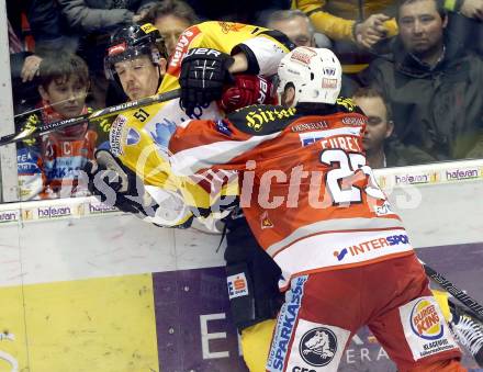 EBEL. Eishockey Bundesliga. EC KAC gegen PC Vienna Capitals.. Kirk Furey, (KAC), Daniel Woger  (Caps). Klagenfurt, am 4.5.2013.
Foto: Kuess 


---
pressefotos, pressefotografie, kuess, qs, qspictures, sport, bild, bilder, bilddatenbank