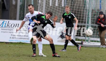 Fussball Regionalliga. SAK gegen Pasching. Goran Jolic (SAK), Marco Perchtold  (Pasching). Klagenfurt, am 6.4.2013.
Foto: Kuess
---
pressefotos, pressefotografie, kuess, qs, qspictures, sport, bild, bilder, bilddatenbank