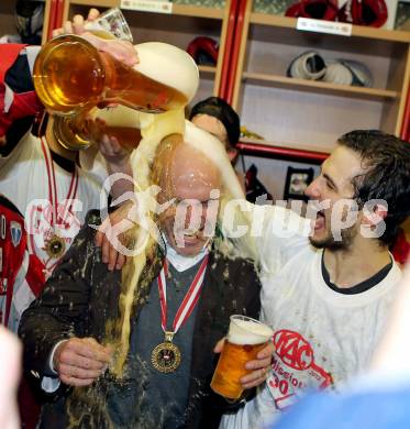 EBEL. Eishockey Bundesliga. EC KAC gegen PC Vienna Capitals.. Meisterjubel Trainer Christer Olsson, Raphael Herburger (Meister KAC). Klagenfurt, am 4.5.2013.
Foto: Kuess 


---
pressefotos, pressefotografie, kuess, qs, qspictures, sport, bild, bilder, bilddatenbank