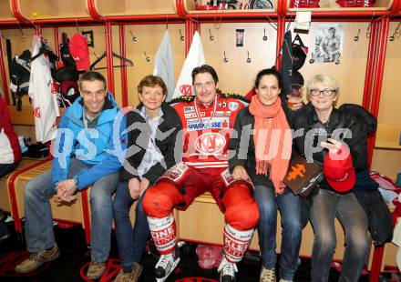 EBEL. Eishockey Bundesliga. EC KAC gegen PC Vienna Capitals.. Meisterjubel David Schuller (Meister KAC). Klagenfurt, am 4.5.2013.
Foto: Kuess 


---
pressefotos, pressefotografie, kuess, qs, qspictures, sport, bild, bilder, bilddatenbank