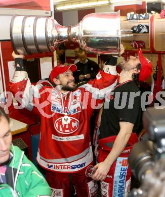 EBEL. Eishockey Bundesliga. EC KAC gegen PC Vienna Capitals.. Meisterjubel Thomas Koch, Florian Iberer (Meister KAC). Klagenfurt, am 4.5.2013.
Foto: Kuess 


---
pressefotos, pressefotografie, kuess, qs, qspictures, sport, bild, bilder, bilddatenbank