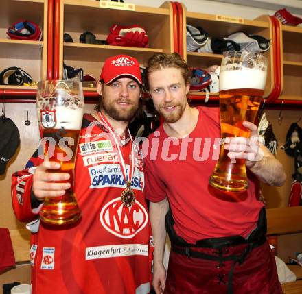 EBEL. Eishockey Bundesliga. EC KAC gegen PC Vienna Capitals.. Meisterjubel John Lammers, Jamie Lundmark (Meister KAC). Klagenfurt, am 4.5.2013.
Foto: Kuess 


---
pressefotos, pressefotografie, kuess, qs, qspictures, sport, bild, bilder, bilddatenbank