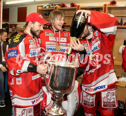 EBEL. Eishockey Bundesliga. EC KAC gegen PC Vienna Capitals.. Meisterjubel Thomas Koch, Rene Swette, Tyler Spurgeon (Meister KAC). Klagenfurt, am 4.5.2013.
Foto: Kuess 


---
pressefotos, pressefotografie, kuess, qs, qspictures, sport, bild, bilder, bilddatenbank