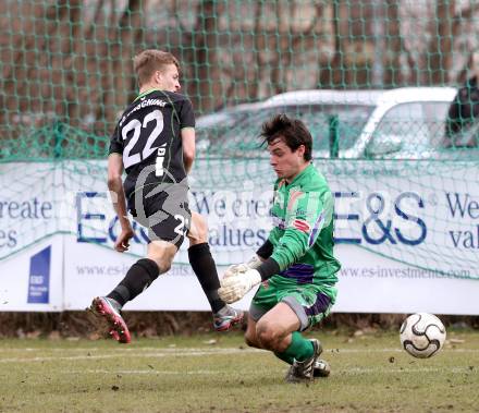 Fussball Regionalliga. SAK gegen Pasching. Reichmann Marcel (SAK), Schobesberger Philipp (Pasching). Klagenfurt, am 6.4.2013.
Foto: Kuess
---
pressefotos, pressefotografie, kuess, qs, qspictures, sport, bild, bilder, bilddatenbank