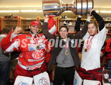 EBEL. Eishockey Bundesliga. EC KAC gegen PC Vienna Capitals.. Meisterjubel Andy Chiodo, Pierre Beaulieu, Rene Swette (Meister KAC). Klagenfurt, am 4.5.2013.
Foto: Kuess 


---
pressefotos, pressefotografie, kuess, qs, qspictures, sport, bild, bilder, bilddatenbank