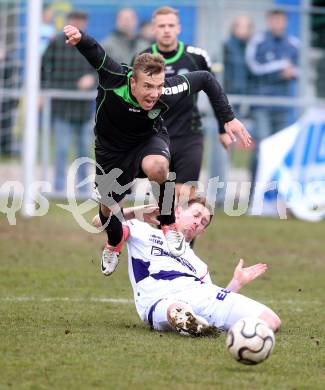 Fussball Regionalliga. SAK gegen Pasching. Biscan Darijo (SAK), Petrovic Stefan (Pasching). Klagenfurt, am 6.4.2013.
Foto: Kuess
---
pressefotos, pressefotografie, kuess, qs, qspictures, sport, bild, bilder, bilddatenbank