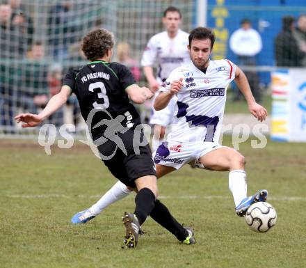 Fussball Regionalliga. SAK gegen Pasching. Veliu Murat (SAK), Riedl Peter (Pasching). Klagenfurt, am 6.4.2013.
Foto: Kuess
---
pressefotos, pressefotografie, kuess, qs, qspictures, sport, bild, bilder, bilddatenbank