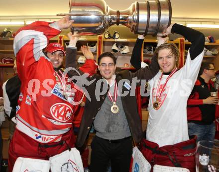 EBEL. Eishockey Bundesliga. EC KAC gegen PC Vienna Capitals.. Andy Chiodo, Pierre Beaulieu, Rene Swette (Meister KAC). Klagenfurt, am 4.5.2013.
Foto: Kuess 


---
pressefotos, pressefotografie, kuess, qs, qspictures, sport, bild, bilder, bilddatenbank