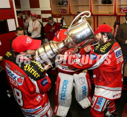 EBEL. Eishockey Bundesliga. EC KAC gegen PC Vienna Capitals.. Thomas Koch, Rene Swette, Tyler Spurgeon (Meister KAC). Klagenfurt, am 4.5.2013.
Foto: Kuess 


---
pressefotos, pressefotografie, kuess, qs, qspictures, sport, bild, bilder, bilddatenbank