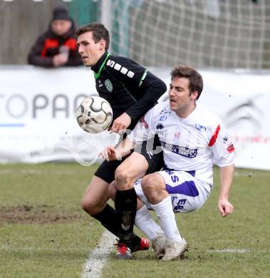 Fussball Regionalliga. SAK gegen Pasching. Koenig Helmut (SAK), Perchtold Marco (Pasching). Klagenfurt, am 6.4.2013.
Foto: Kuess
---
pressefotos, pressefotografie, kuess, qs, qspictures, sport, bild, bilder, bilddatenbank