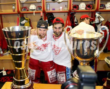 EBEL. Eishockey Bundesliga. EC KAC gegen PC Vienna Capitals.. Meisterjubel Markus Pirmann, Martin Schumnig (Meister KAC). Klagenfurt, am 4.5.2013.
Foto: Kuess 


---
pressefotos, pressefotografie, kuess, qs, qspictures, sport, bild, bilder, bilddatenbank