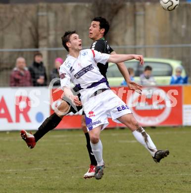 Fussball Regionalliga. SAK gegen Pasching. Lausegger Patrick (SAK), Diaz-Casanova Montenegro Ignacio (Pasching). Klagenfurt, am 6.4.2013.
Foto: Kuess
---
pressefotos, pressefotografie, kuess, qs, qspictures, sport, bild, bilder, bilddatenbank