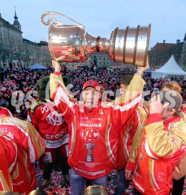 EBEL. Eishockey Bundesliga. EC KAC. Meisterfeier. Johannes Kirisits. Klagenfurt, am 8.4.2013.
Foto: Kuess 


---
pressefotos, pressefotografie, kuess, qs, qspictures, sport, bild, bilder, bilddatenbank