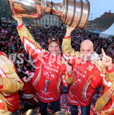 EBEL. Eishockey Bundesliga. EC KAC. Meisterfeier. Dieter Kalt, Christer Olsson. Klagenfurt, am 8.4.2013.
Foto: Kuess 


---
pressefotos, pressefotografie, kuess, qs, qspictures, sport, bild, bilder, bilddatenbank