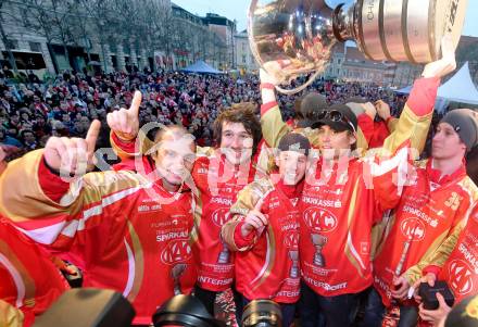 EBEL. Eishockey Bundesliga. EC KAC. Meisterfeier. Andy Chiodo, Tyler Spurgeon, Tyler Scofield, John Lammers, Nikolaus Holzer. Klagenfurt, am 8.4.2013.
Foto: Kuess 


---
pressefotos, pressefotografie, kuess, qs, qspictures, sport, bild, bilder, bilddatenbank