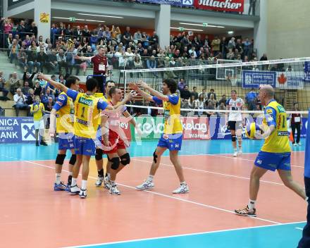 Volleyball. AVL Finalspiel. Aich/Dob gegen Hypo Tirol. Jubel (Aich/Dob). Bleiburg, 10.4.2013.
Foto: Kuess

---
pressefotos, pressefotografie, kuess, qs, qspictures, sport, bild, bilder, bilddatenbank