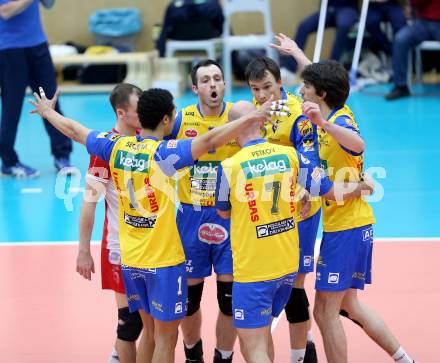 Volleyball. AVL Finalspiel. Aich/Dob gegen Hypo Tirol. Jubel (Aich/Dob). Bleiburg, 10.4.2013.
Foto: Kuess

---
pressefotos, pressefotografie, kuess, qs, qspictures, sport, bild, bilder, bilddatenbank