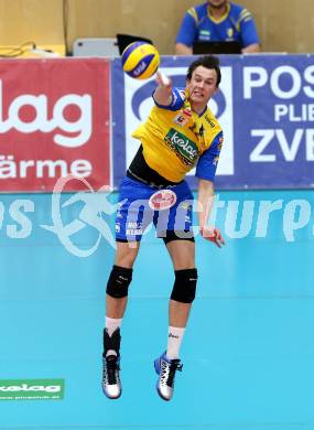 Volleyball. AVL Finalspiel. Aich/Dob gegen Hypo Tirol. WLODARCZYK Wojciech (Aich/Dob). Bleiburg, 10.4.2013.
Foto: Kuess

---
pressefotos, pressefotografie, kuess, qs, qspictures, sport, bild, bilder, bilddatenbank