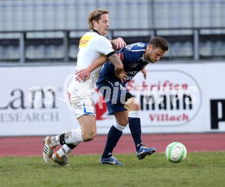 Fussball Regionalliga. VSV gegen Kalsdorf. Johannes Isopp(VSV), Gerald Saeumel (Kalsdorf). Villach, am 12.4.2013.
Foto: Kuess
---
pressefotos, pressefotografie, kuess, qs, qspictures, sport, bild, bilder, bilddatenbank